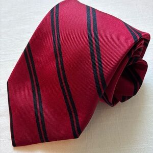 Men's 100% Silk Tie Red and Navy Diagonal Stripe Made In USA Jos A Bank